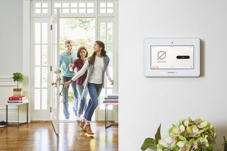 Why Sydney Homeowners Are Turning to Modern Security Solutions?